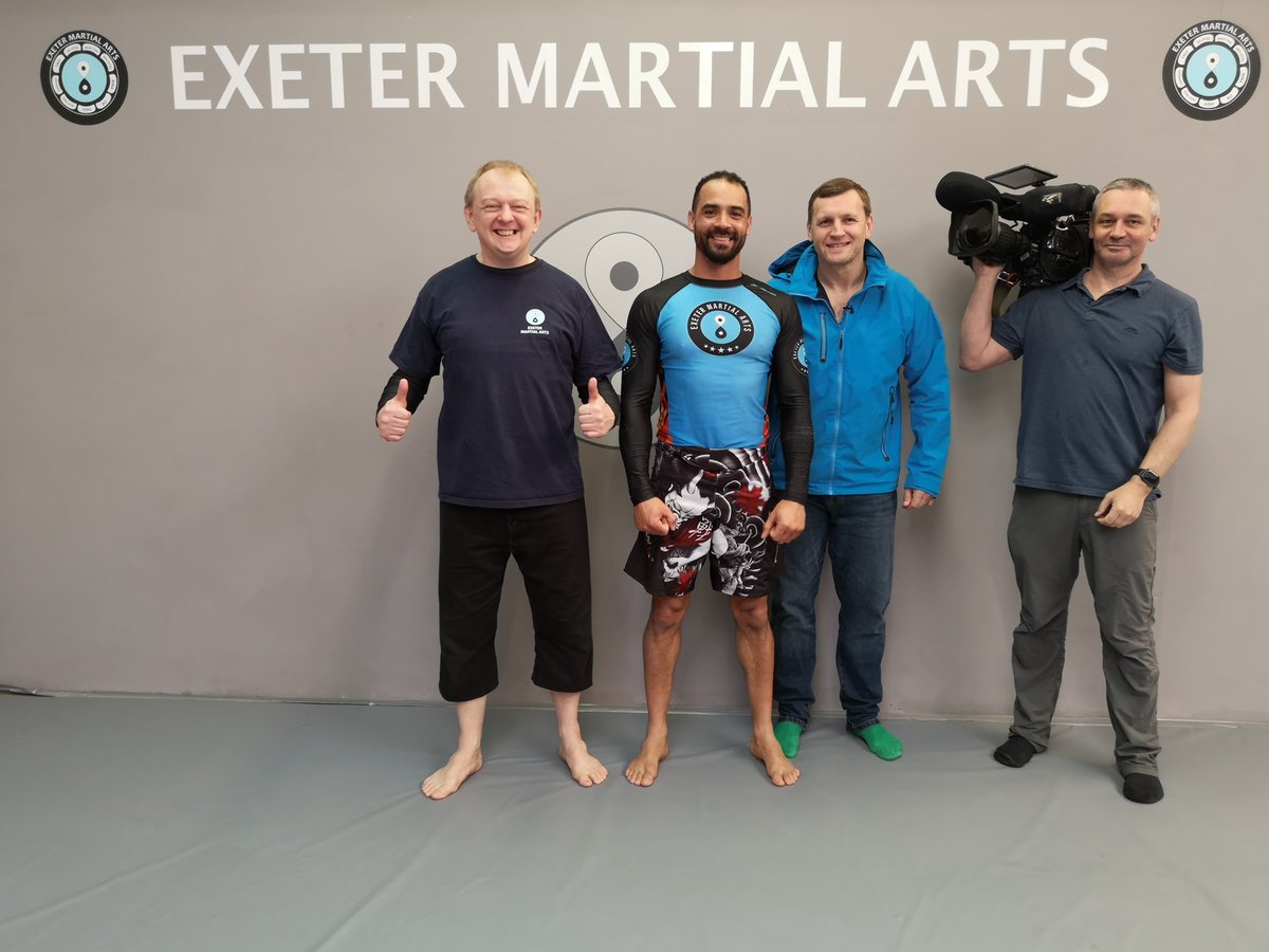 Exeterma1's tweet photo. Awesome to meet Andy Burnett and Chis Guerney from BBC South West who where at the dojo yesterday doing a short piece on Jag  becoming European kickboxing champ. Will let you know when its going to be on the tv :)
#bbcsouthwest #emafamily #kickboxing #news #exeter #martialarts https://t.co/GBp43XEvHu