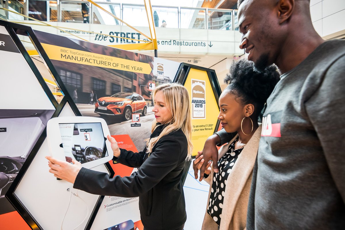 Showcasing <a href="/renault_uk/">Renault UK</a>  All-New CLIO, New ZOE and All-New CAPTUR in one colourful, interactive display.  We used #AugmentedReality to reveal hidden information about the tech on each car.