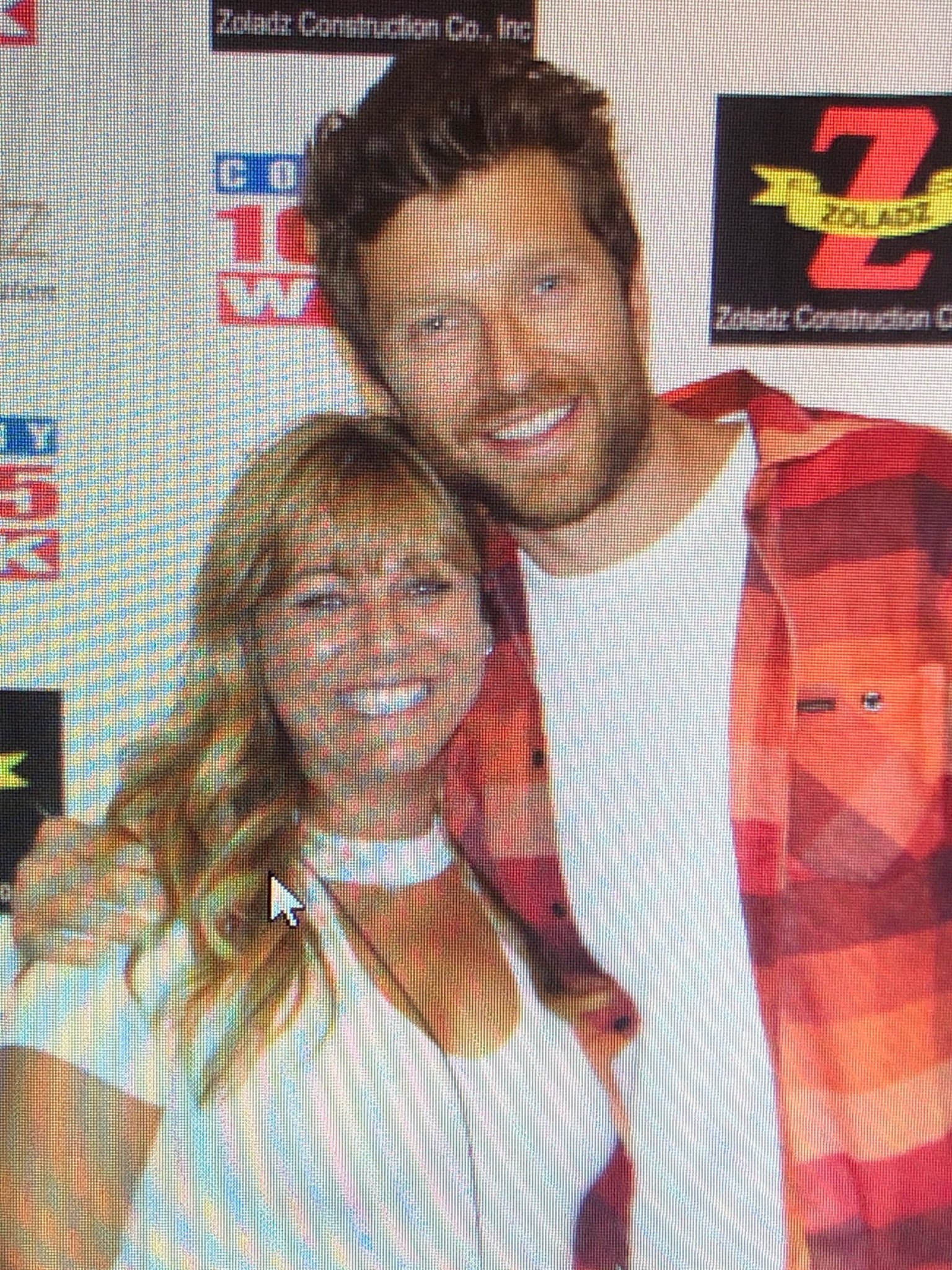 Happy Birthday Pilar from Brett Eldredge. 