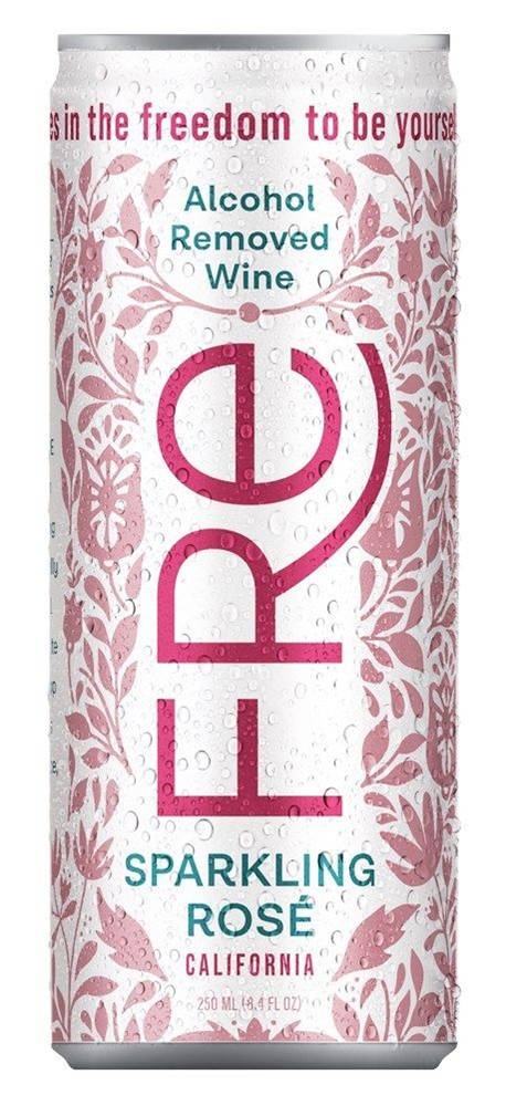 Sans alcool, la canette est plus folle!😂"Fre", célèbre marque de #vin sans alcool californienne sort sa canette de sparkling rosé. Un excellent produit adapté à son marché croissant.🤩 Une success story pour l’été 2020 assurée!👍
📲frewines.com
#winelovers #wine #pink