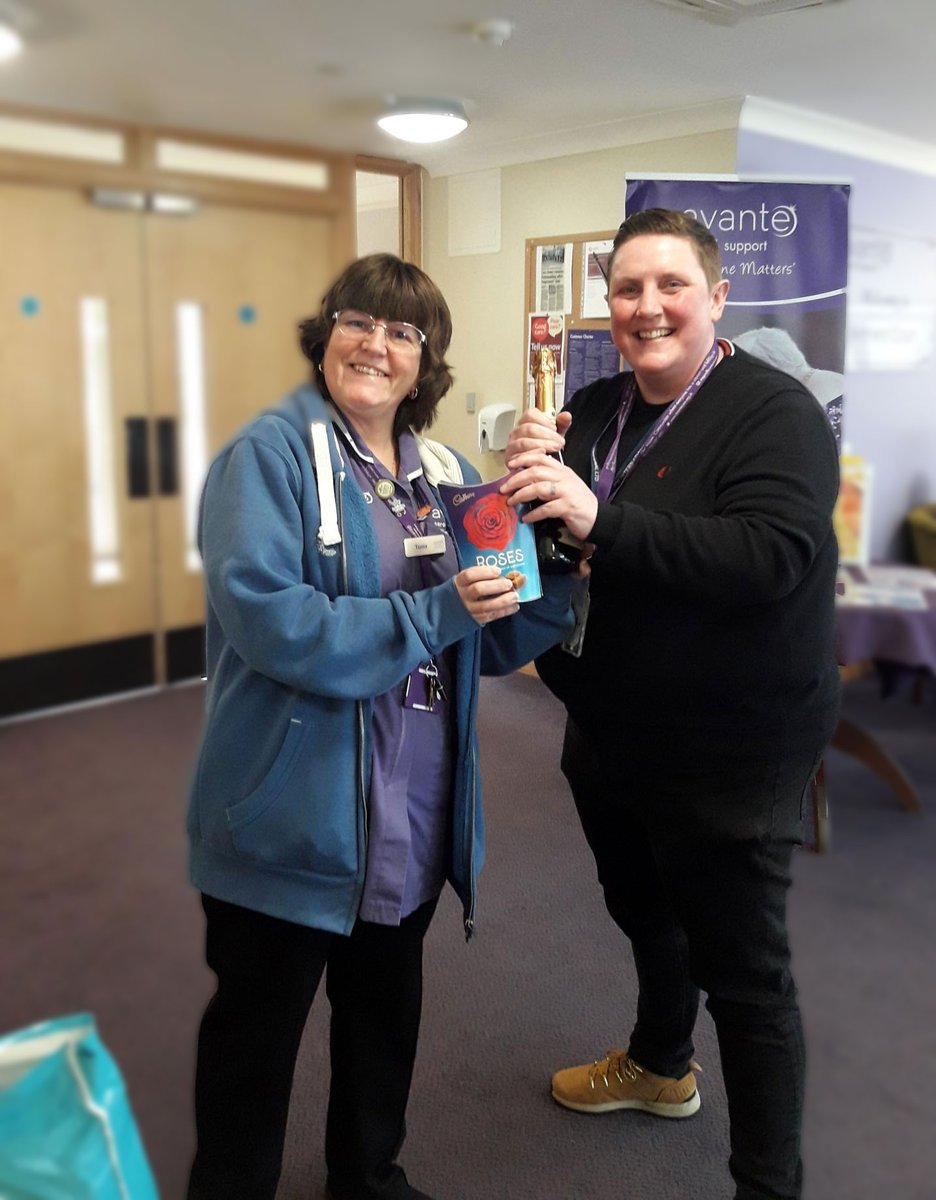 A big congrats to IPS #Care #Apprentice @avantesupport
 #AmherstCourt Tonia Farrand who has raised over £100 in a marathon run for #CancerResearch. IPS Trainer Lou (Pictured right) won the time sweepstake &amp; donated her prize back  as a thank you. Well done! 
👏#ThursdayMotivation