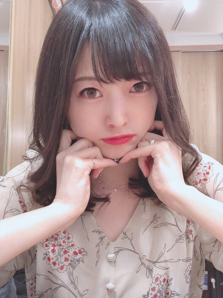 pin887695e's tweet photo. かをる★BANDのライブ動画が公開されました😁

4月18日には生誕祭もありますのでまだ見たことない方も会場の雰囲気を味わってください😉

通販でもチケット購入できます✌

2020.4.18ワンマンチケット | kaworu★SHOP https://t.co/nZCt9GxxpA @BASEec 

#かをるBAND https://t.co/fLTDxPJAtw
