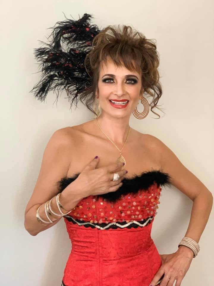 Buenos días!!! Tengamos un maravilloso día!!! Vamos a Confiar en la Vida y disfrutarla Aquí y Ahora #FelizJueves #alejandraprocuna #alegre #chofiringuear