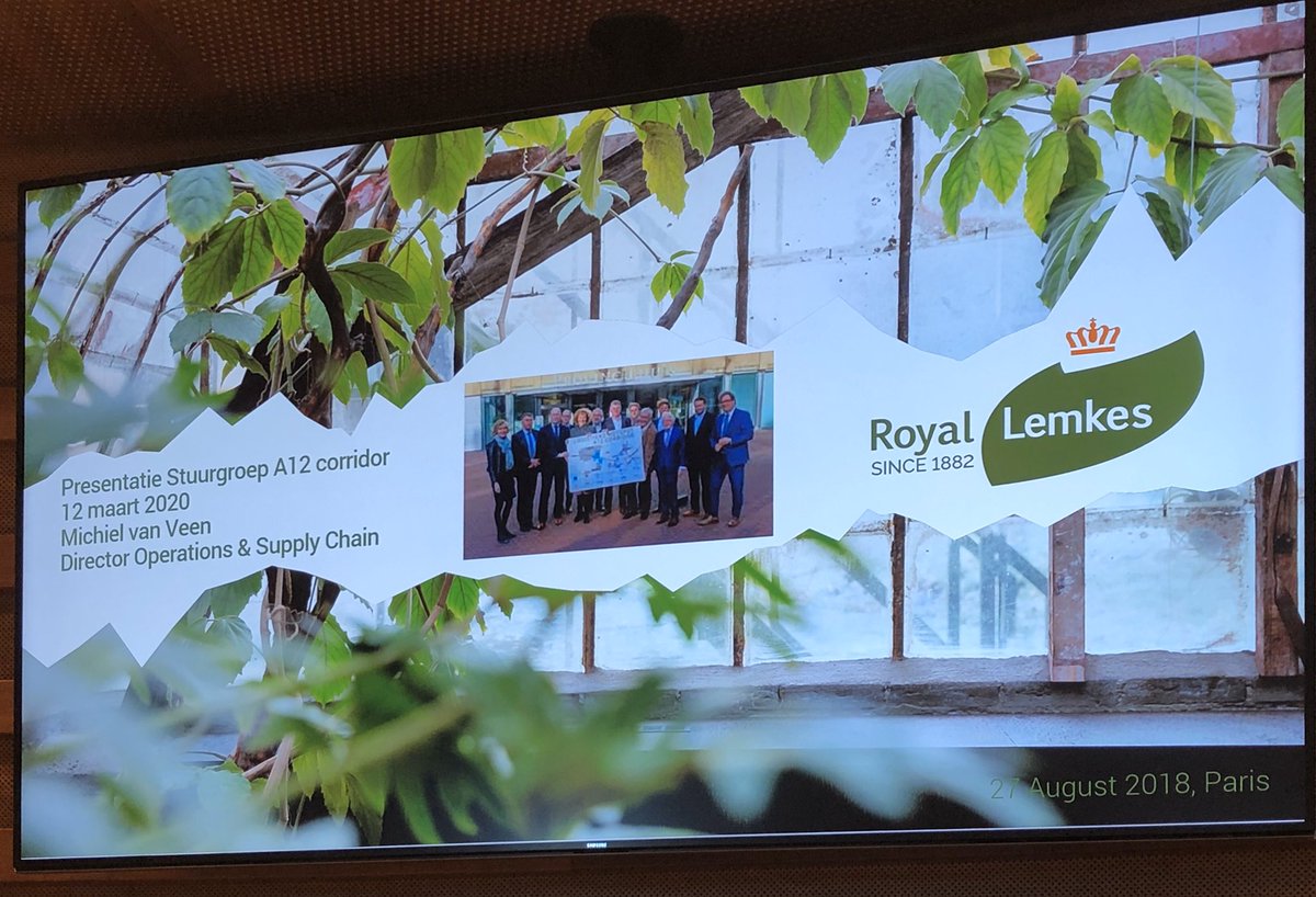 Belangrijke stuurgroep A12Corridor vergadering met deelnemende gemeenten <a href="/gemZoetermeer/">Gemeente Zoetermeer</a> <a href="/Zuidplas/">Gemeente Zuidplas</a> <a href="/PijnackerNootdp/">Pijnacker-Nootdorp</a> <a href="/Lansingerland/">Gem. Lansingerland</a> <a href="/gemeenteWveen/">Gemeente Waddinxveen</a> Provincie <a href="/zuid_holland/">Provincie Zuid-Holland</a>  en vertegenwoordiging ondernemers <a href="/VNONCWWest/">VNO-NCW West</a> Website A12-Corridor gaat binnenkort online. #logistiekehotspot