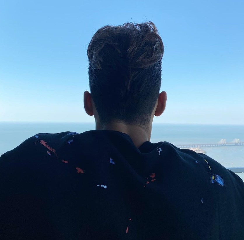 RaviRRana's tweet photo. Guess? who is this !

#AsimDebut #AsiManshiReunion #AsimRiaz https://t.co/PaVVY06IUv