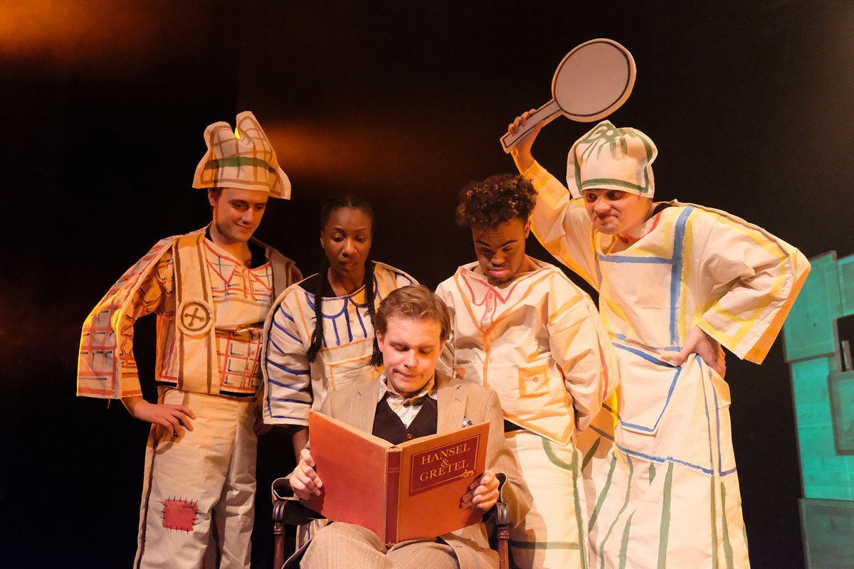 GradUnleashed's tweet image. PROGRAMME UPDATE! 
@Open_Theatre_Co's Richard Hayhow, will deliver a brilliant non-verbal theatre workshop for #CreativeIgnition.
With 30 years as Director of the company, he has masses of experience to share so don't miss out!
@brumhippodrome
24/25 March
eventbrite.co.uk/e/creative-ign…