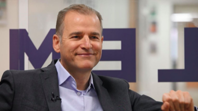 essec's tweet image. 👨‍🎓ALUMNI | En à peine un an, Damien Guermonprez (M89), président de #LemonWay, a levé 35 M € pour sa #fintech spécialiste du paiement pour les places de marché. Il dévoile les dessous de la course aux investisseurs qui électrise l’économie digitale.

👉essecalumni.com/article/damien…