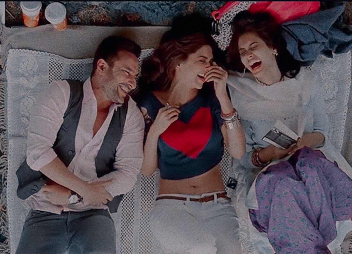 —cocktail ;one of my fav fun movie mixed wth right amount of everything ; the songs the humour the cast the friendship the love i love it <3 saif deepika are so good together i liv thm sm !!  #SaifAliKhan  #DeepikaPadukone  #dianapenty