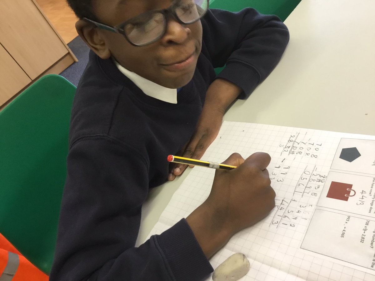 InspirationsStm's tweet photo. We had a great discussion in class about a short maths investigation during basic skills. Can you investigate to find the missing number? @HighflyersStm and @highachieverstm can you manage it? #stmMaths #stmMultiplication #stmInvestigations #stmProblemSolving #stmReasoning https://t.co/RbMYT7tsXq