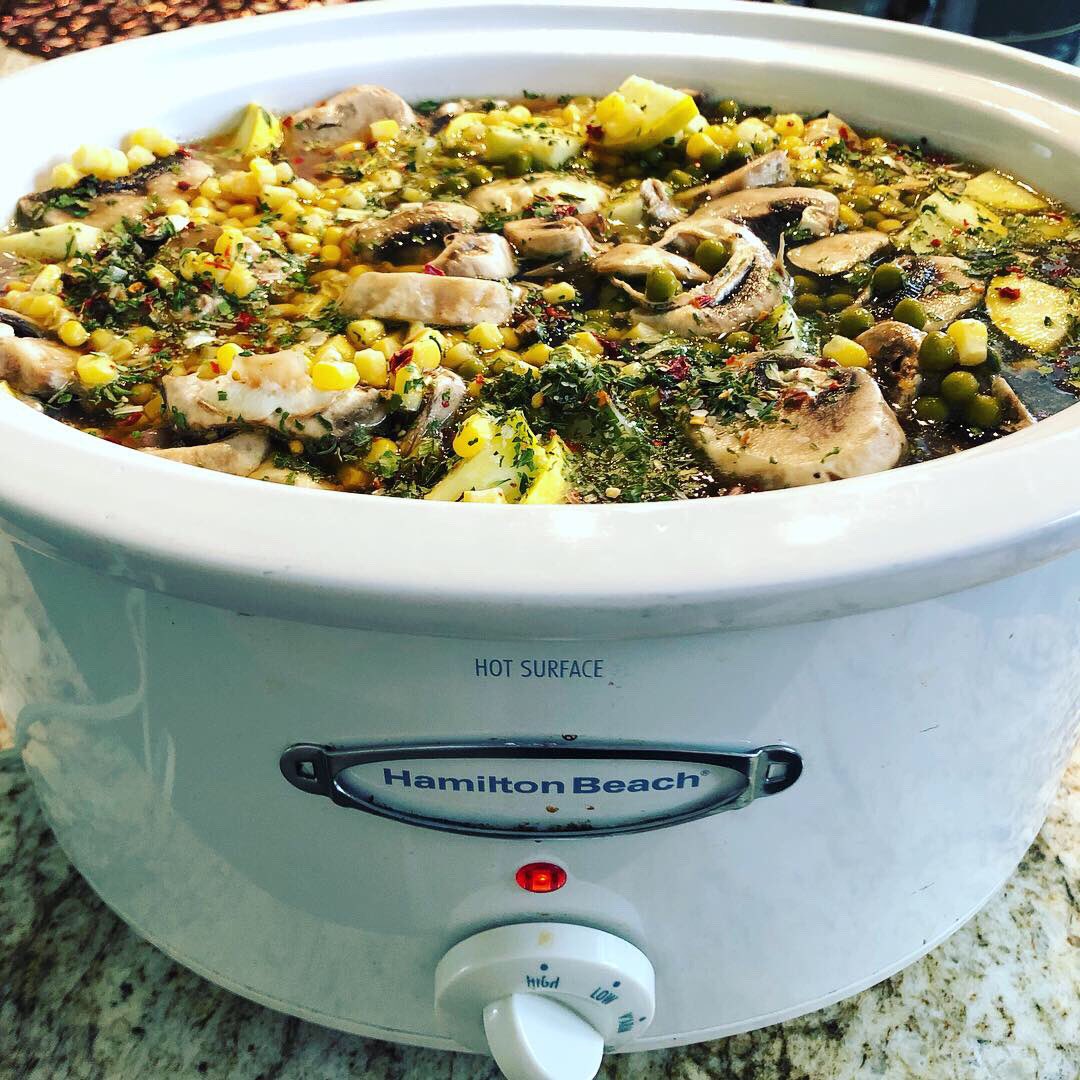 roadless888's tweet photo. Aside for washing your hands, the single most effective means for improving health and immunity is home cooking, from scratch with whole, organic foods. #mealprep #Health #clevergirls #ditchthepackage #fuckfastfood https://t.co/myczyyOgbo