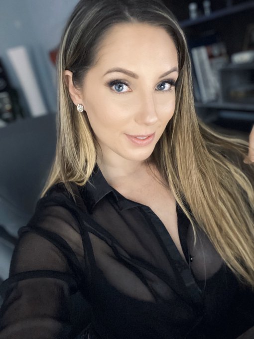 Be silly. Be honest. Be kind. ♡ https://t.co/51lgcAkWH1