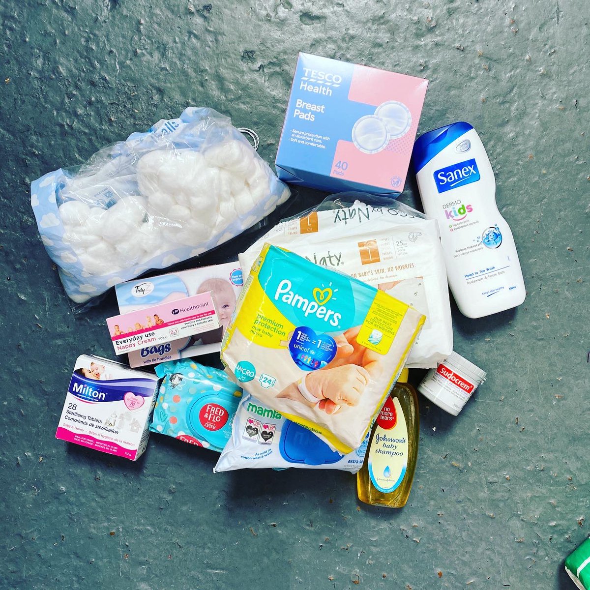 Families in financial difficulty experiencing increased pressure due to Corona Virus, now and in coming weeks, can now receive a pack including nappies, wipes and other essentials. Available nationwide.

Or, you can help us cover the cost firstdays.net/emergency-toil… #coronavirusuk