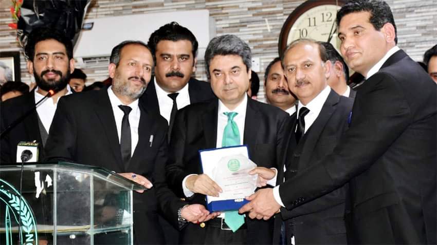 Barrister Dr. Farogh Naseem (@farogh_naseempk) on Twitter photo 