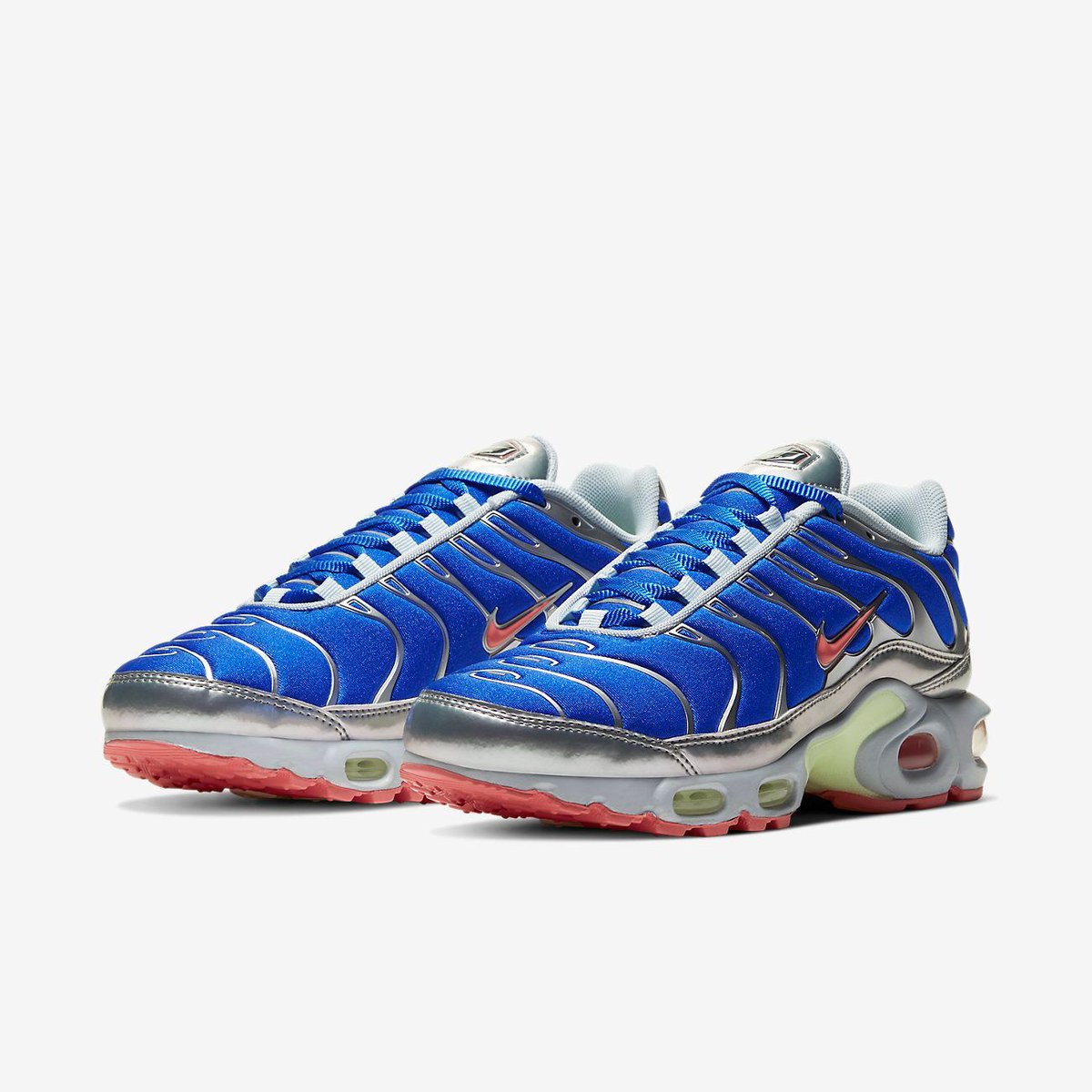 air max plus hyper royal