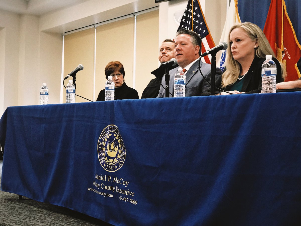 Paul Buckowski tweet media