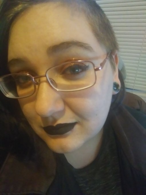 Jinxx Blackheart’s pics and videos