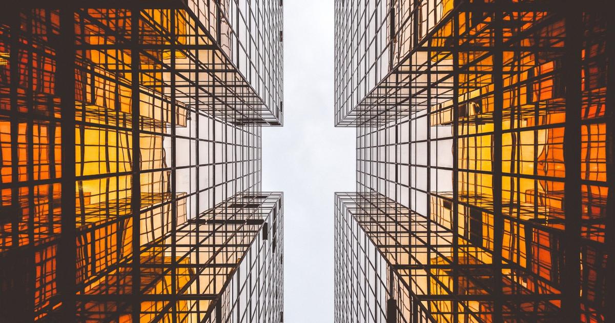 ETFsStockPicker's tweet image. The Small Caps Hold The Key To The Rest Of 2020 And Beyond dlvr.it/RRlZpr #Earnings #EEM #ElliottWaveTrader #equity_markets bit.ly/2Qngen5