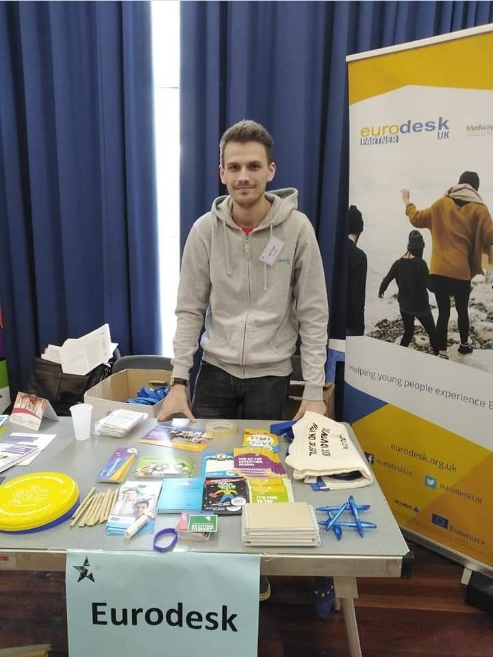 A huge thank you to Highworth Grammar School for inviting us to their careers event. @eurodeskUK