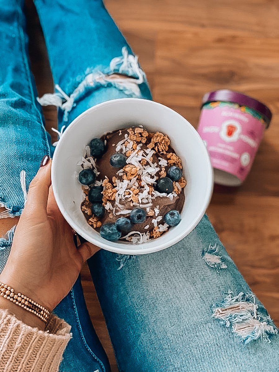 Nothing better than a Acai Bowl for breakfast 😍#EatNoEvil