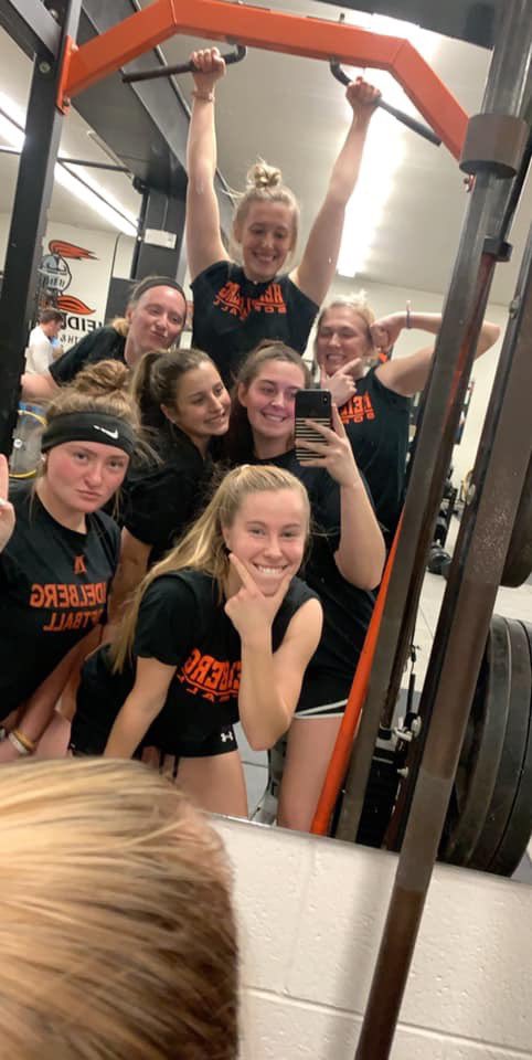 sami_griffith's tweet photo. so. much. love. for this sport and these girls. 🧡🧡🧡🧡🧡 @HUsoftball https://t.co/Kqgh2rf7lu