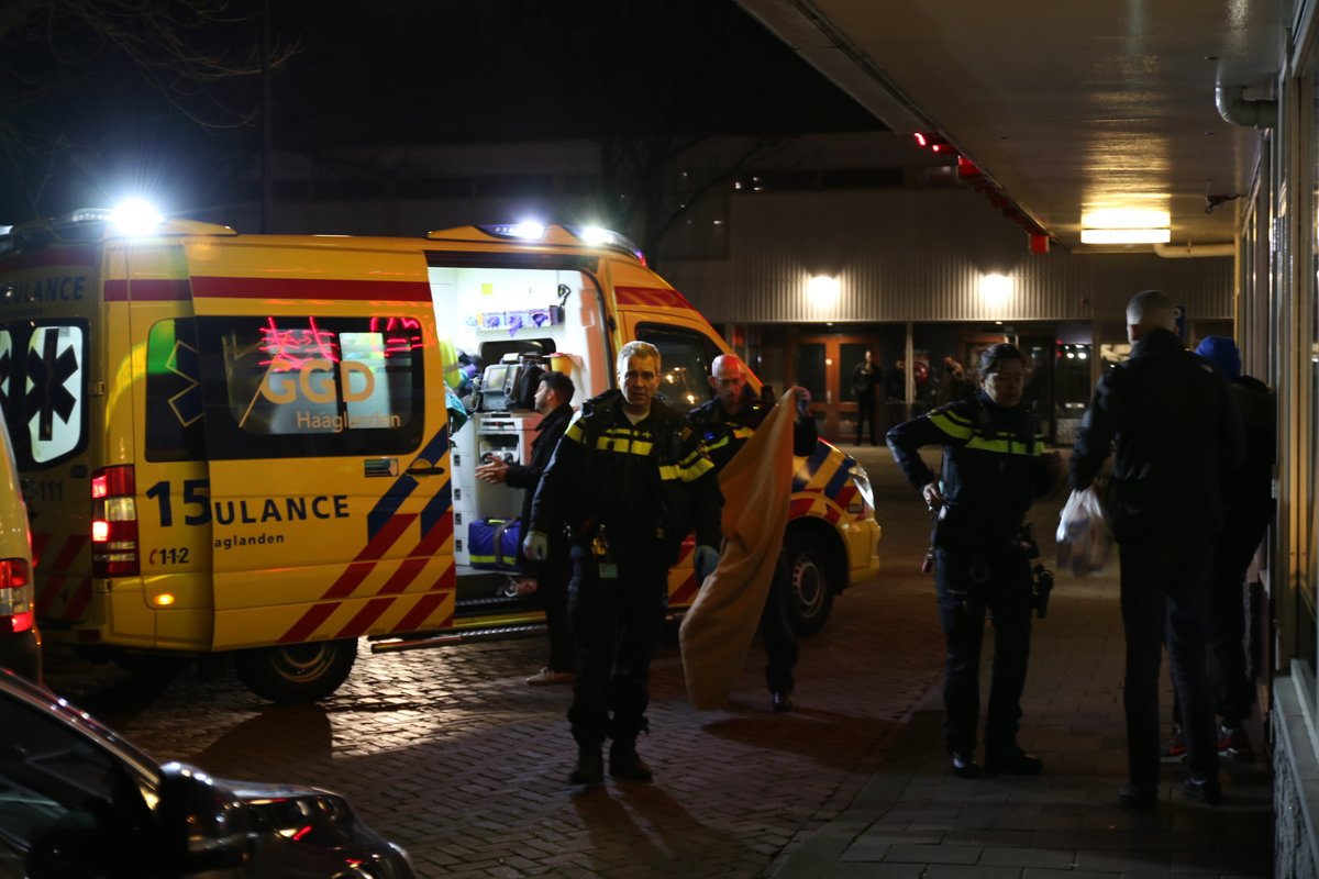 NU ONLINE: Gewonde bij steekpartij Waldhoornplein Rijswijk..