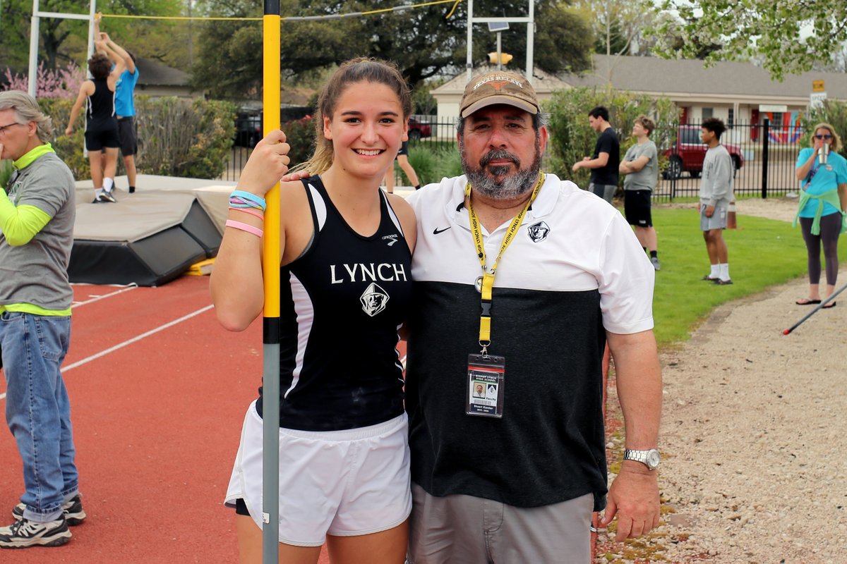 blathletics's tweet photo. 🏆 BL INVITATIONAL 

Women's Pole Vault
🥇 Natalie Lark: 12-3*

*new school record https://t.co/CGyLbWvw4K