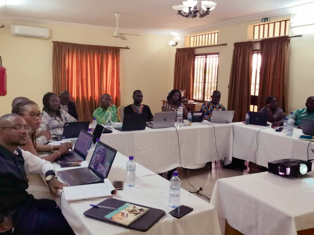 GTSR/Burkina (@burkinagtsr) on Twitter photo Le GT-SR organise avc OPTIONS du 12-13&16-17/03/2020 l'atelier d’élaboration d son plan d travail pr l’atteinte d son objectif de plaidoyer ds le processus d’élaboration budgétaire et le respect des engagements FP2020 du 🇧🇫.
<a href="/OSCPFAFRIQUE/">OSCPF AFRIQUE</a> <a href="/POuagaPF/">Partenariat de Ouaga</a> Le GT-SR organise avc OPTIONS du 12-13&16-17/03/2020 l'atelier d’élaboration d son plan d travail pr l’atteinte d son objectif de plaidoyer ds le processus d’élaboration budgétaire et le respect des engagements FP2020 du 🇧🇫.
<a href="/OSCPFAFRIQUE/">OSCPF AFRIQUE</a> <a href="/POuagaPF/">Partenariat de Ouaga</a>
