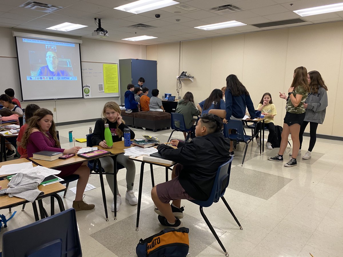 ForestwoodMS's tweet photo. Our Spanish classes are doing a Skype world tour. #FMSWorldTour https://t.co/Grhg0QATNo