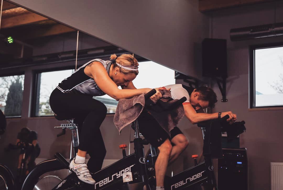 RealRyder's tweet photo. On the straight and arrow.. ๐
#realryder #thisishowweryde #takethetrainingwheelsoff #indoorcycling #dontcallitastationarybike #functionalcycling https://t.co/pjYgl3itSv