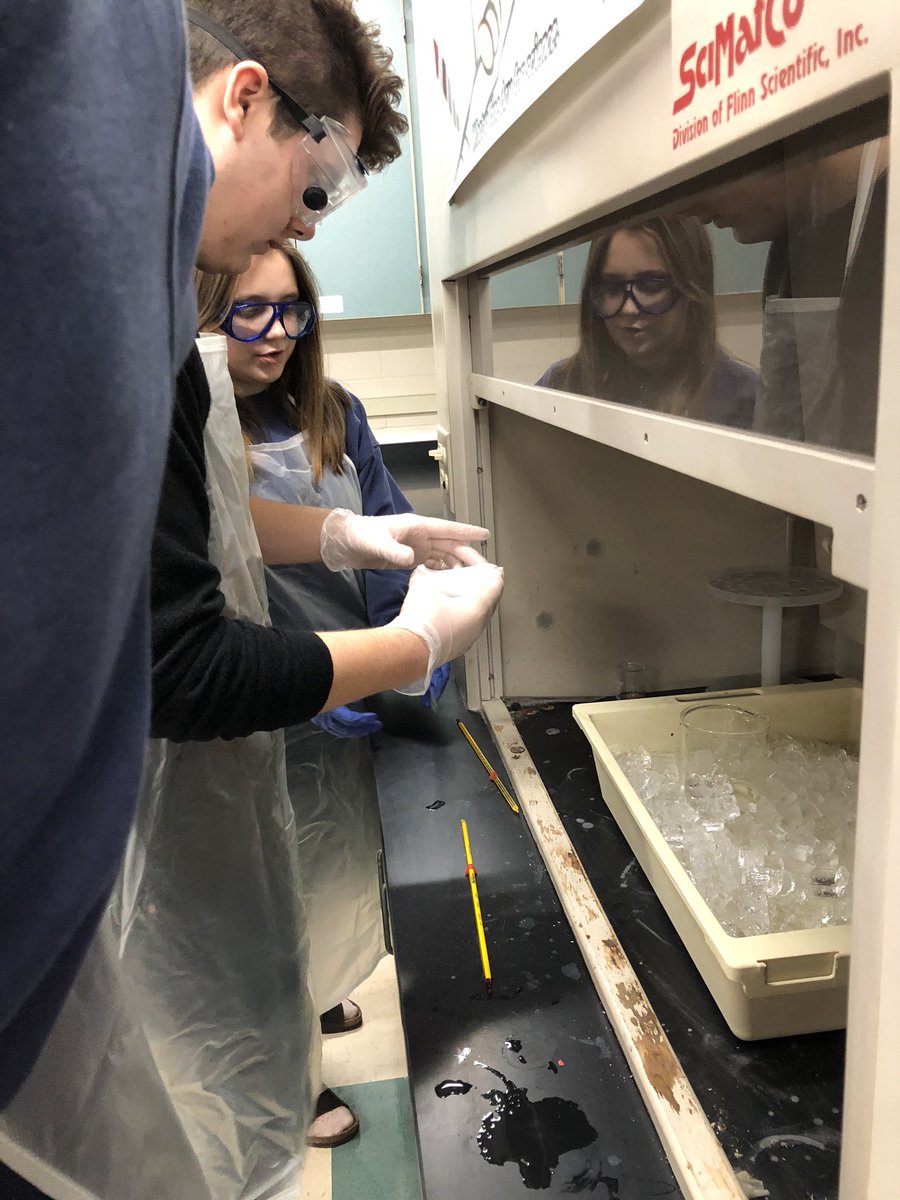 NPHSBioSeifert's tweet photo. Soap making!! @NP_Science_NHS #NewPalProud https://t.co/MV5xPurvmy
