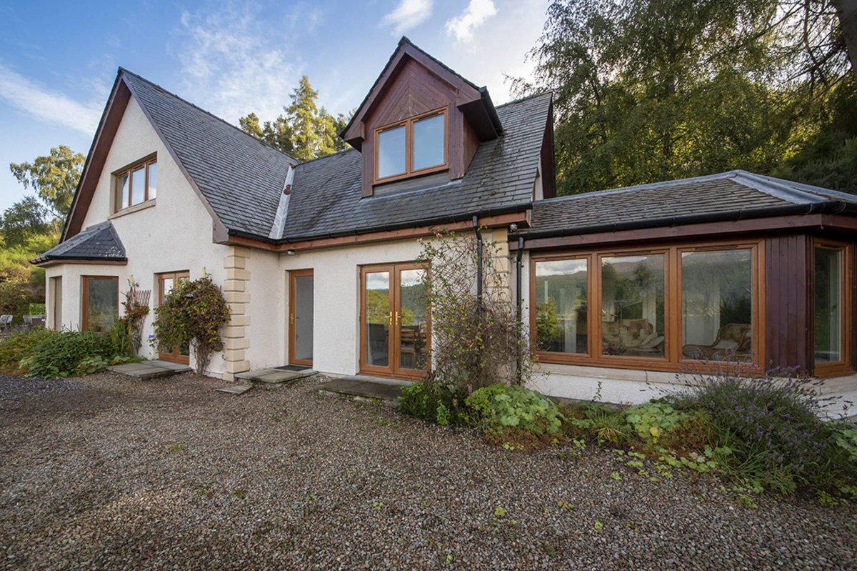 McEwanFraser's tweet photo. Very Substantial Three-Bedroom Luxury Home Overlooking Loch Ness.
Offers over Β£340,000
#Foyers #InvernessShire #Highland #Property #MFLProperty
https://t.co/NZs1RyiEcU https://t.co/DjSgQ8x1pK