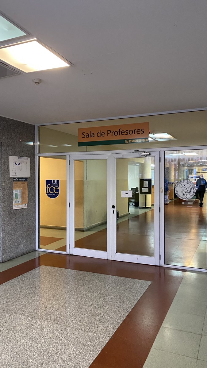 sebasdominguez's tweet photo. Hoy comenzamos el Primer Cuatrimestre 2020 de nuestro Curso de @ImpuestosII  en @UBAeconomicas 🇦🇷

#FelizJueves #BuenJueves #impuestos #docencia https://t.co/ugRYRZkorU