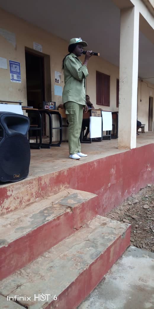 AbosedeOmolar10's tweet image. Sustainable development goals (SDGs) group on a mission to teach SDGs among students in Ado-Ekiti, Nigeria. @SDG2030, I was able to teach some of the goals. Also club 17th was established. Partnership with the goals. 
#Ekiticorper
#teachSDGs