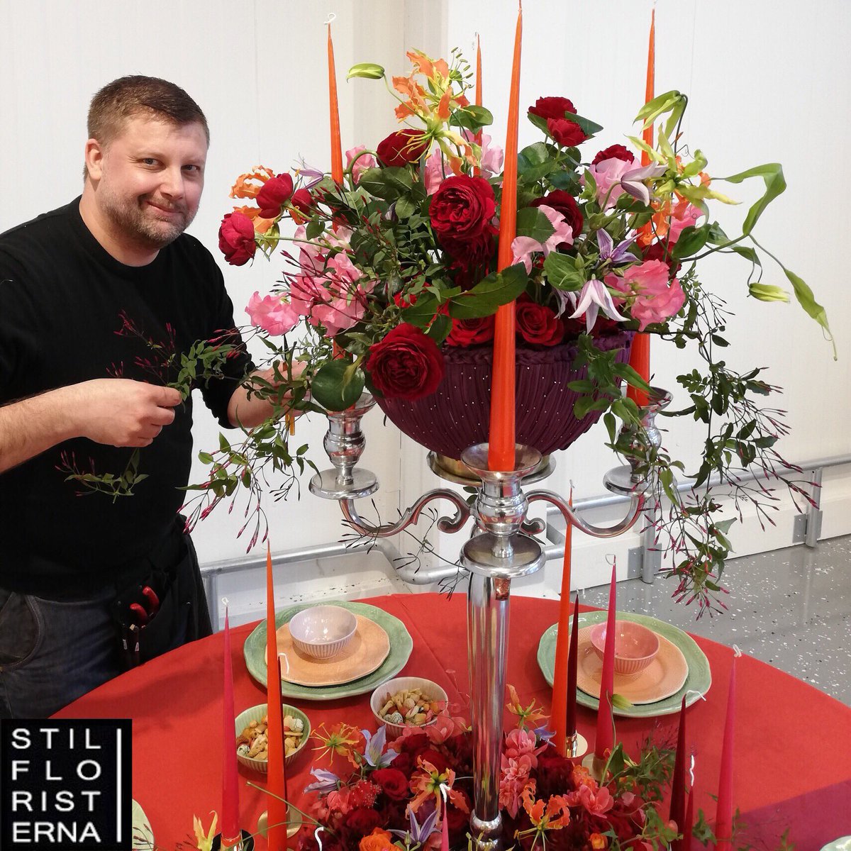 I går hade vi en bejublad inspirationsshow för nästan 250 florister i Stockholm, med tema bröllop i alla dess stilar :-) #stilfloristerna #vårshow2020 #linköpingpåkartan