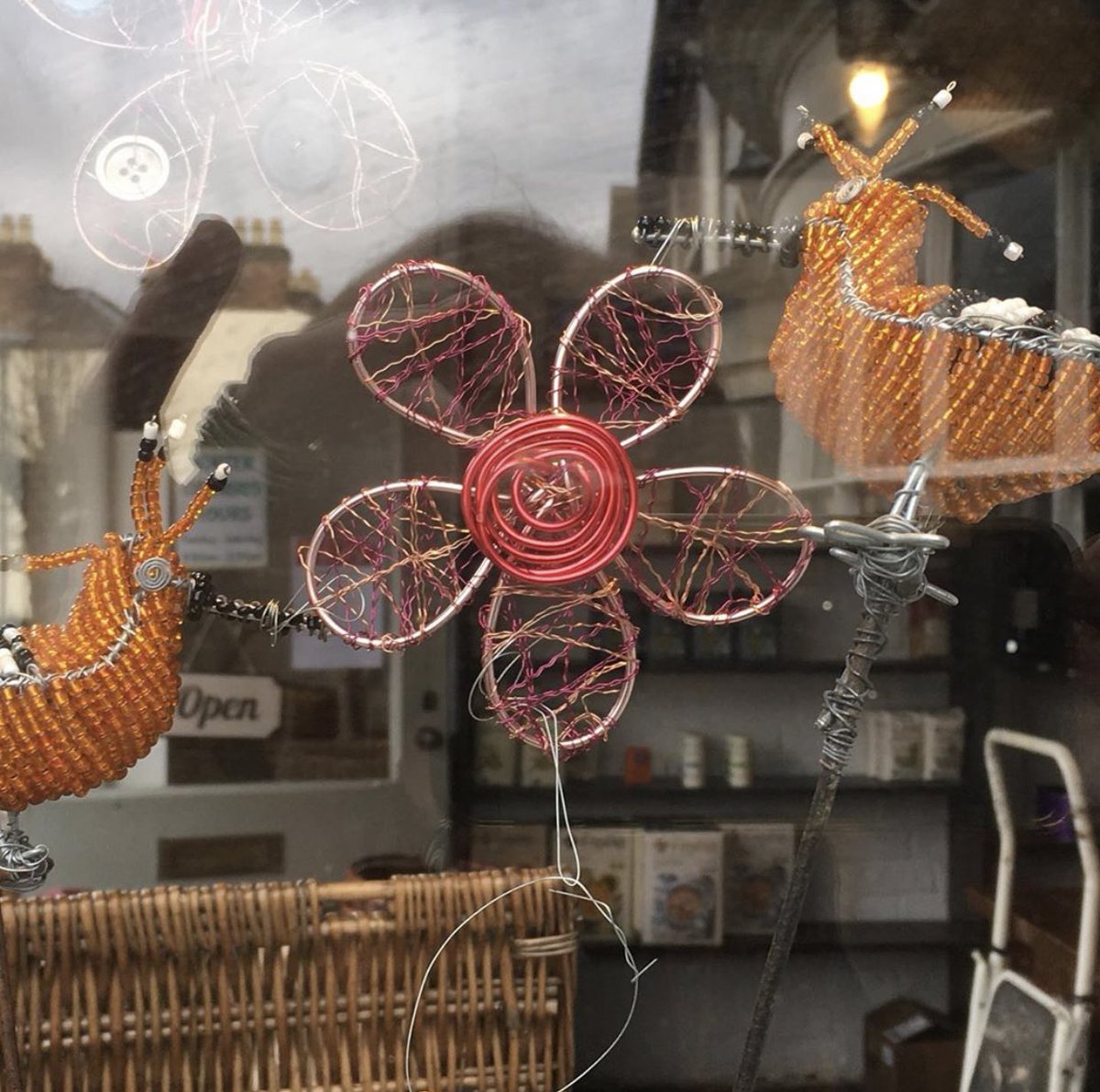 RHMarketplace's tweet photo. Our shops beautiful Mother’s Day decorations 🌸🦜
.
.
.
#ravenmarket #ravenmarketplace #marketplace #windowdisplay #windowshop #muchwenlock #shropshire #mothersday #mothersdaydecorations #shoplocal #supportlocal #local #supportlocalbusinesses https://t.co/IoX6pCsGWS