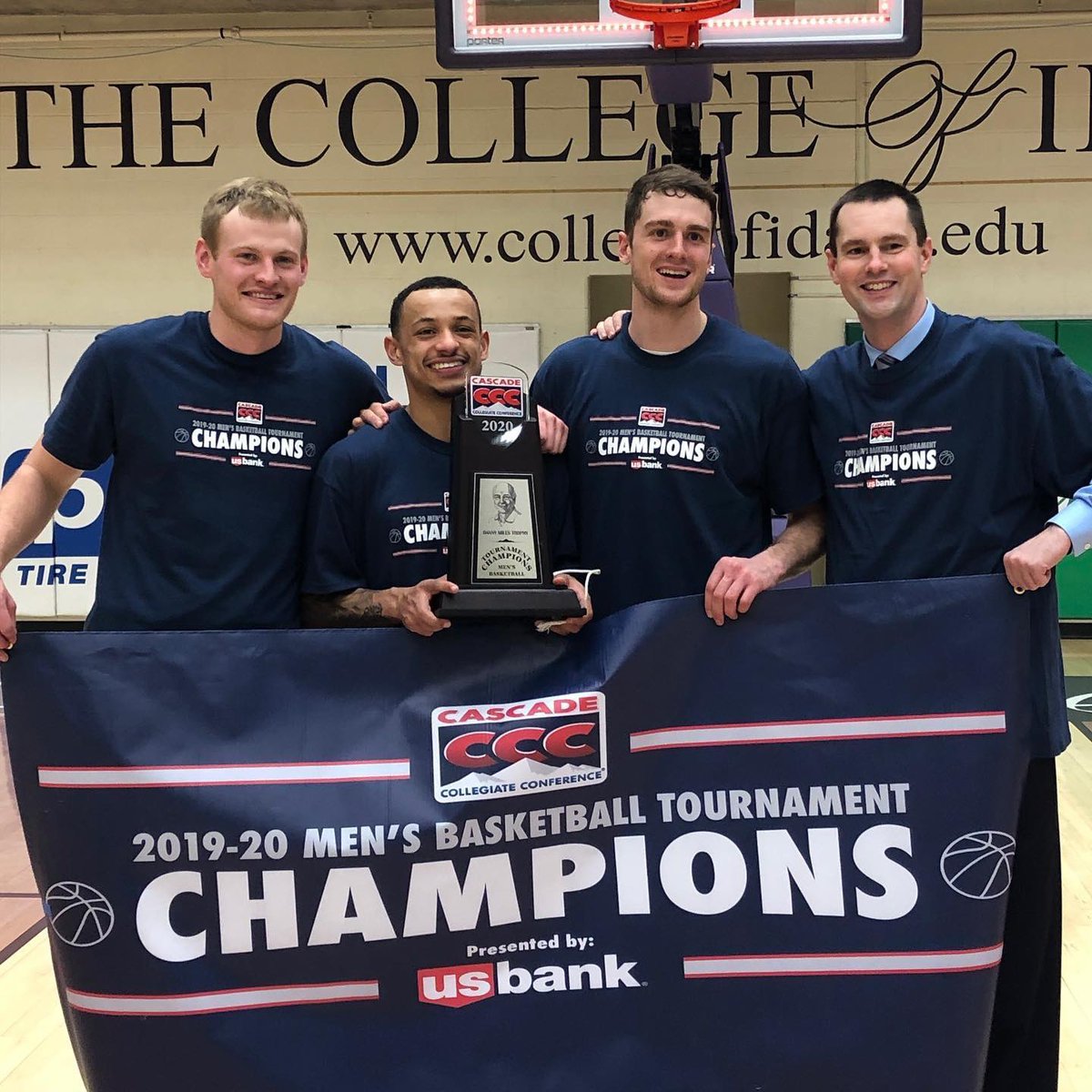 Colby_Blaine's tweet photo. Only 2 words left to explain the end of our season today

THANK YOU

To our 3 incredible seniors, our staff &amp; to this amazing TEAM! We accomplished more than a bunch of Ws. For GREAT teams, the season never ends. Our Love &amp; Empathy for eachother will last a lifetime!#LegacyDriven https://t.co/dYZtM40Qon
