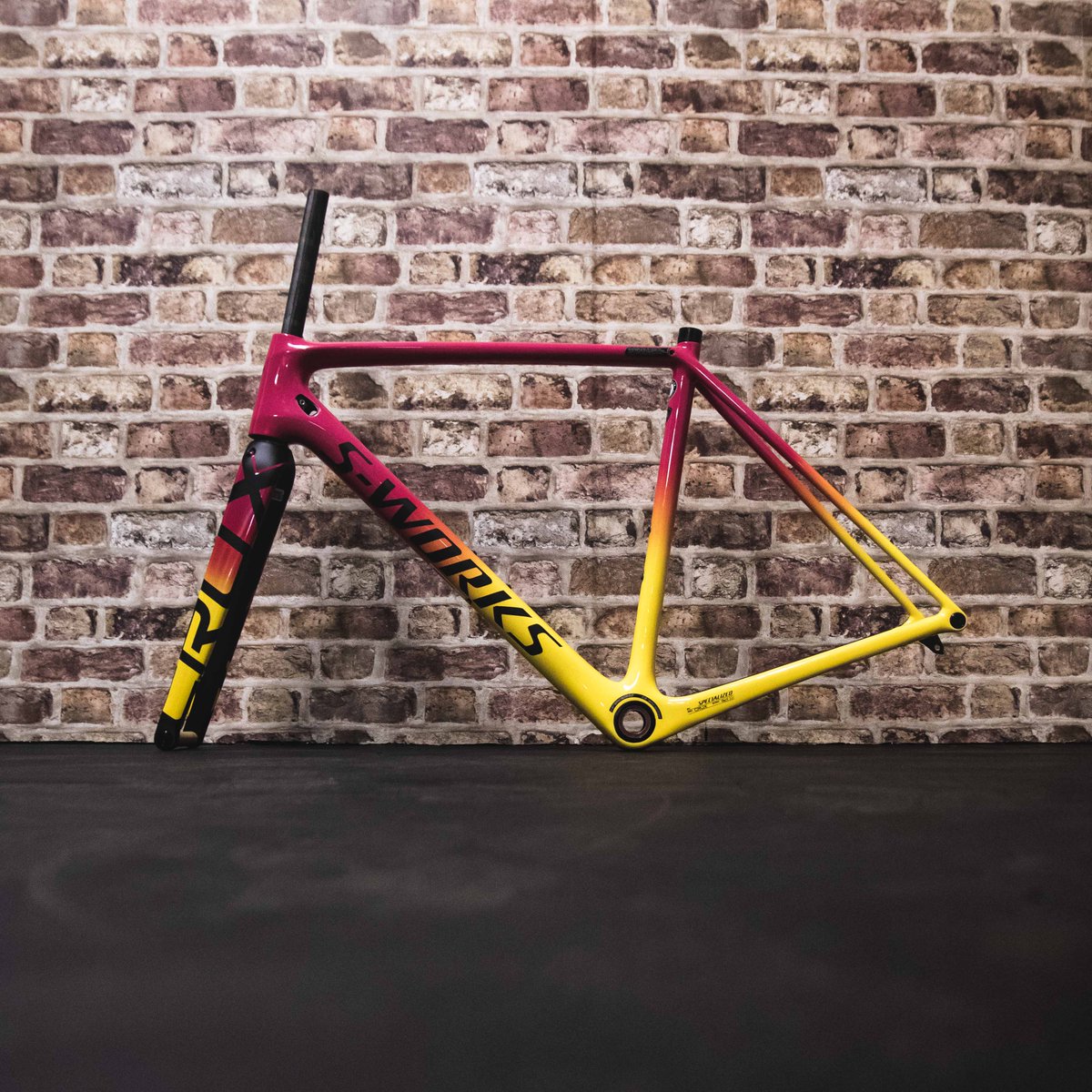 CorleyCycles's tweet image. The S-Works Specialized Crux.

&quot;A purebred racing steed that was fast, confident and lightweight&quot;

#corleycycles #frameset #cyclocross #bike #carbonfiber #sworks