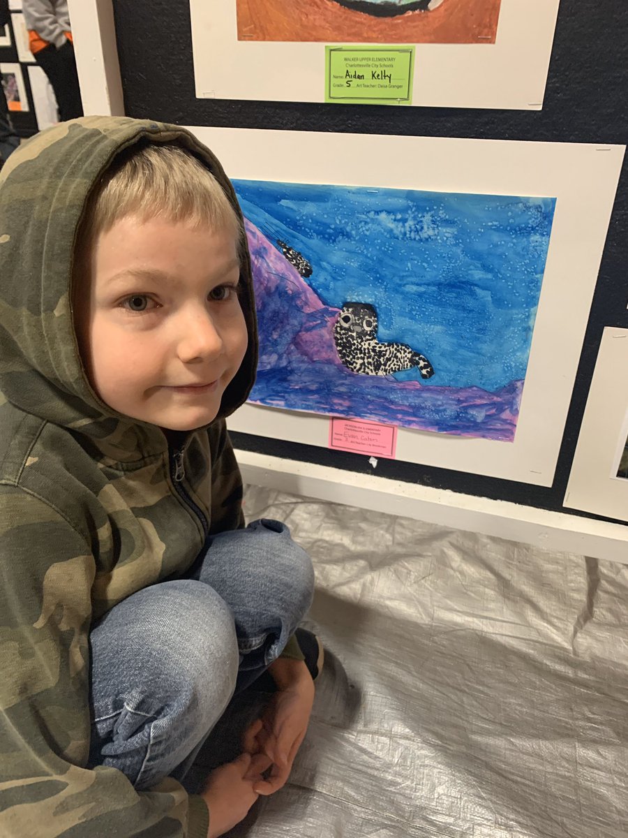 LilyBrookman's tweet photo. Jackson-Via students visiting Art Connections today at CHS. There is nothing better than a young artist seeing their hard work hang in the show. 💙 https://t.co/mW82vuJbpb