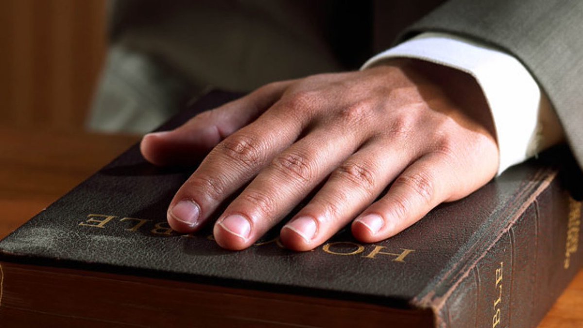 #EscuchaElReportaje | Con la ley a su favor, alcaldías quedan por décadas en manos de familiares. Por Orville Agrón Nieves. bit.ly/3cU1iar