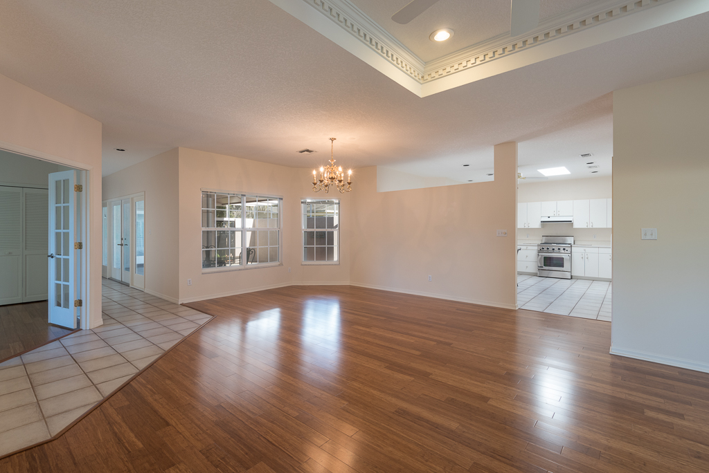 BryanBlakeTeam's tweet photo. OPEN HOUSE this Saturday 3/14 in Mount Dora! 550 S SANDLAKE CT. A Boater's Dream! Open living room with fire place, huge kitchen, and a boardwalk to the lake. Details at https://t.co/LvbOu6BJ0h
#realestate #realtor #openhouse #buyme #lakelife https://t.co/Dnu9LCu1bL