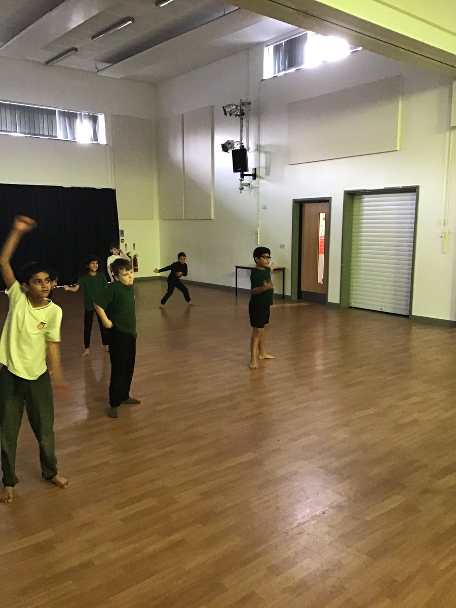 owlsMPS's tweet photo. More dance with year 4 Owl Class. https://t.co/GZLYolA96Y