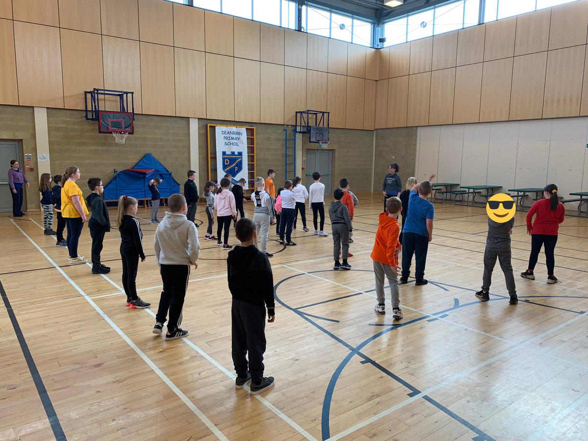 DeanburnPS_P7A's tweet photo. Final preparations for our Friday Showcase today! We are so excited to share our learning with you. See you at 10.45am tomorrow! @NHSForthValley #MaxInTheMiddle #HealthandWellbeing πππβοΈ https://t.co/tDBz4uxpF2