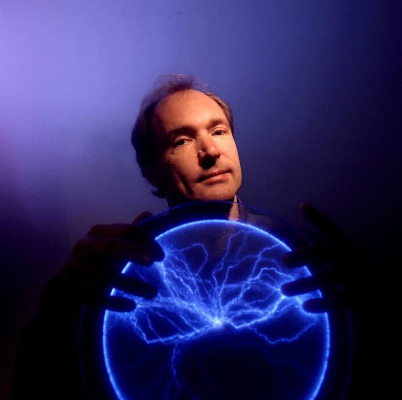 MIT_CSAIL's tweet image. Happy birthday to the World Wide Web! 

MIT professor Tim Berners-Lee&apos;s invention was initially described by his CERN supervisor as &quot;vague but exciting&quot;: bit.ly/2EXaniz 

(v/@timberners_lee @webfoundation)