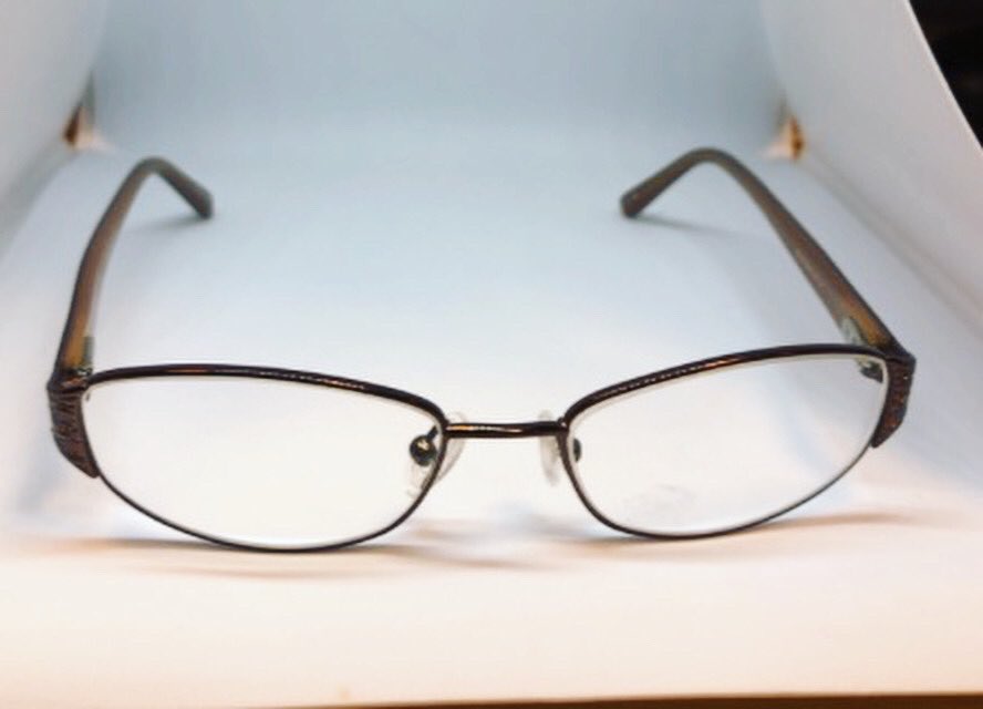 respectacleorg's tweet photo. This pair of glasses was sent to a person in need in West Virginia. #givingback https://t.co/Fzkz3fjYUq