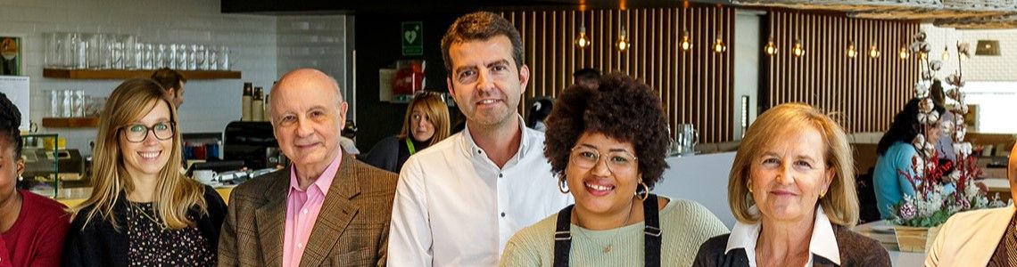 PactoMundial's tweet photo. Nuestro #Sociopacto @suezES apuesta por el uso de la comunicación inclusiva entre su plantilla, evitando estereotipos y prejuicios con el fin de fomentar una cultura basada en la igualdad de oportunidades. Conoce su Decálogo aquí 👉 https://t.co/tMluw0u9sP #ODSEmpresas #ODS5 https://t.co/VwW4bcsS3v