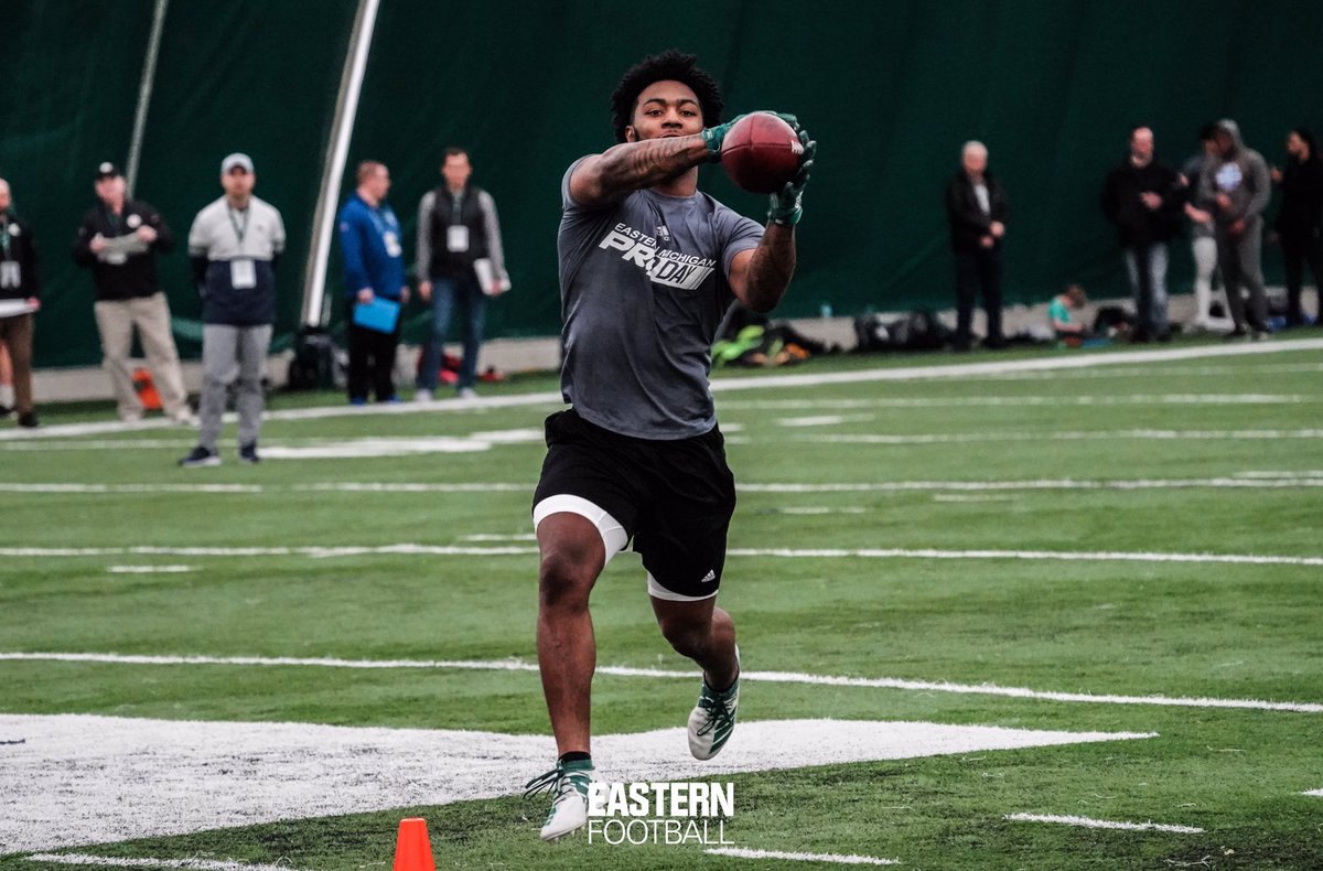 EMUFB's tweet photo. Showed Up. Showed Out. #ETOUGH β #ProEMU π¦
#ProDay2020 https://t.co/2YckZ718BE