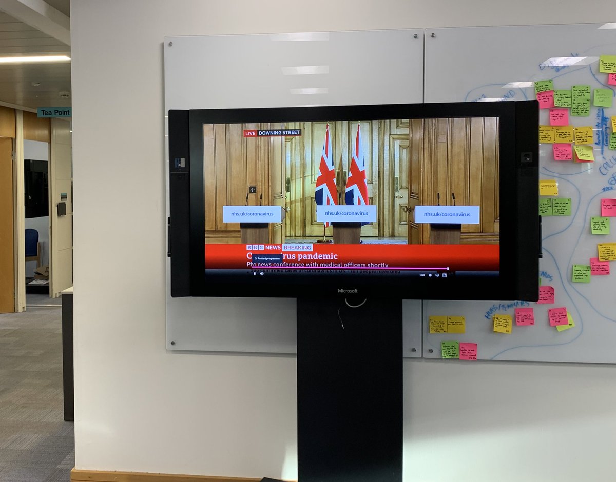 e17chrisfleming's tweet photo. Absolute scenes in Skipton House as https://t.co/cmu4opQR8S link appears on PM’s podium. https://t.co/y7EyGm5M86