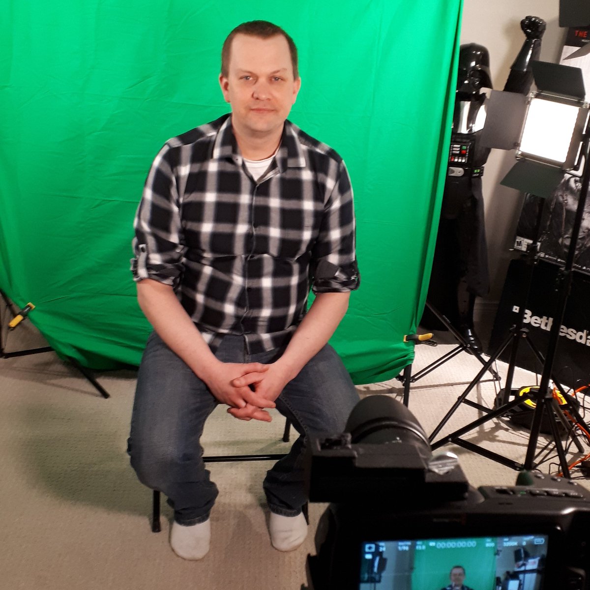 EpilogueProduc1's tweet photo. Had a great time filming Steve Bailey Wednesday night promoting @iconatopia  Sounds like a great event! https://t.co/ciST5JKcVK