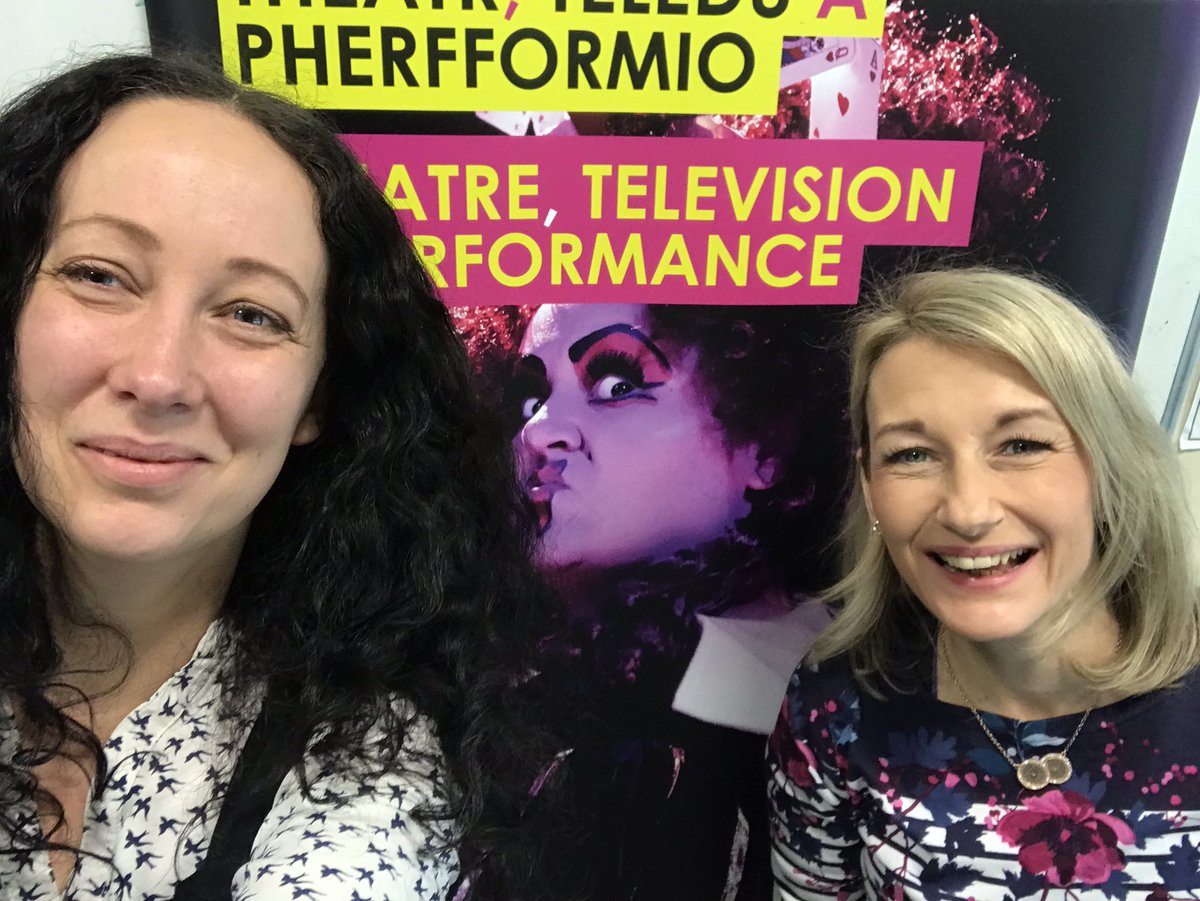 emnefydd's tweet photo. Diolch thanks @NSCGNewcastle for the warm welcome today we have had a great time speaking to pupils at the #nextstepsfair about the theatre degree @GlyndwrUni @prifglyndwr and presenting them with a variety of different skills and opportunities #nextsteps #theatre https://t.co/EoZAaDoqS5