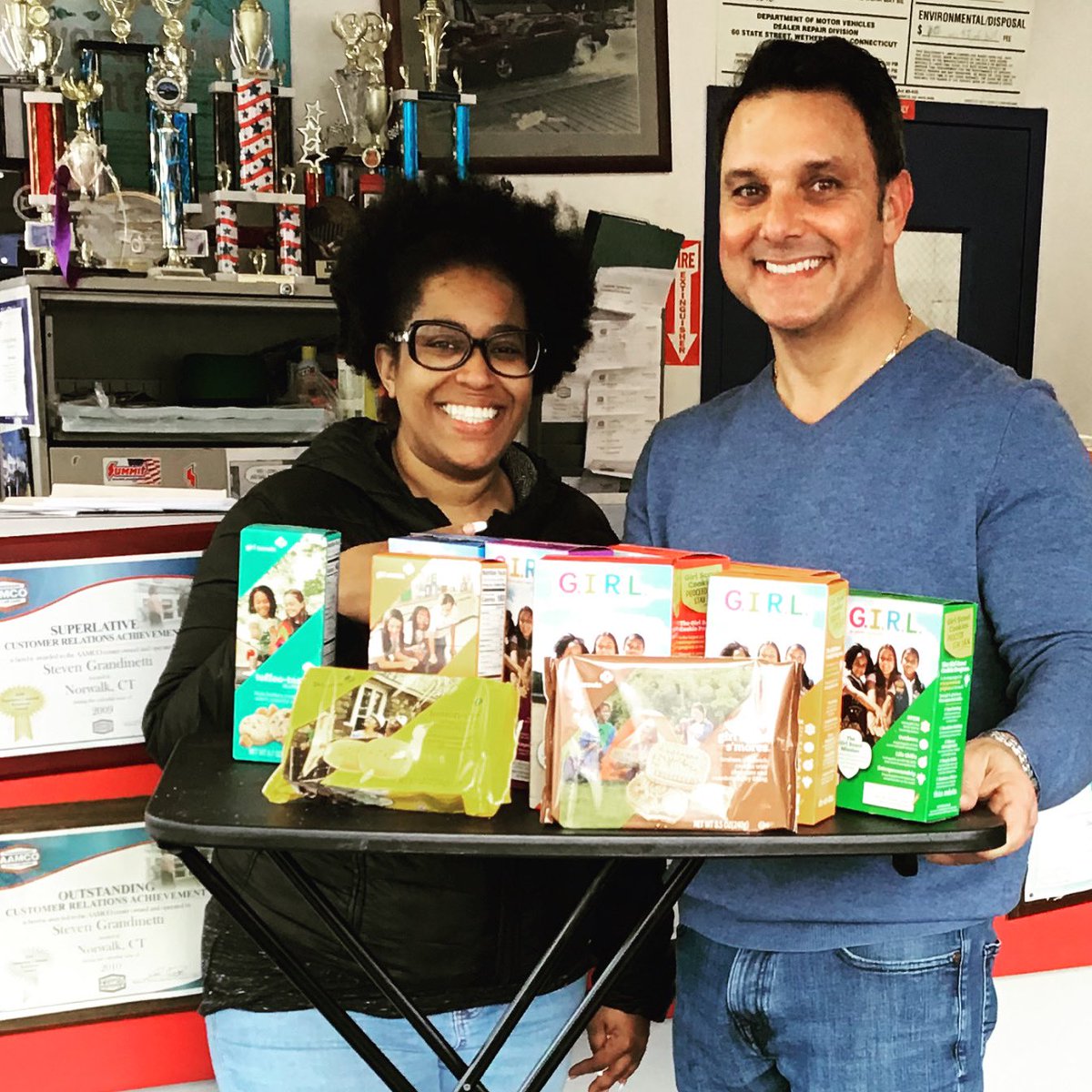 AamcoNorwalk's tweet image. You know we love our sweets! Meet our official girl scout cookie provider, Shayla - Norwalk troupe #50841
Contact her @ 203-945-9794!! 

#aamconorwalk #wefixitright #checkenginelight #oilchange #transmission #totalcarcare #socialmedia